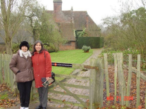 UK_Nov2004_018--Rochelle and Cheryl at Sissinghurst Gardens